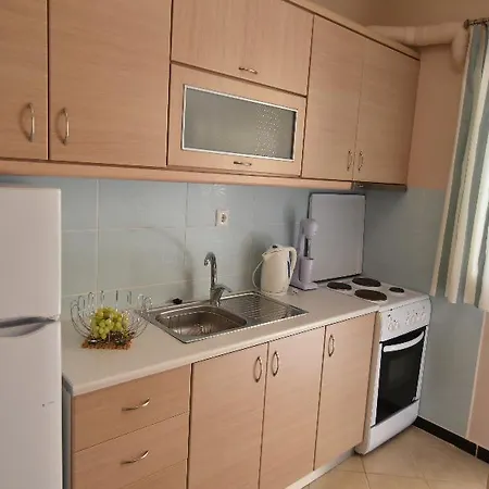 Theodora Lejlighedshotel Nikiana