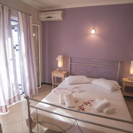 Lejlighedshotel Theodora 3*