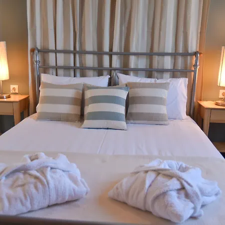 Theodora Lejlighedshotel Nikiana