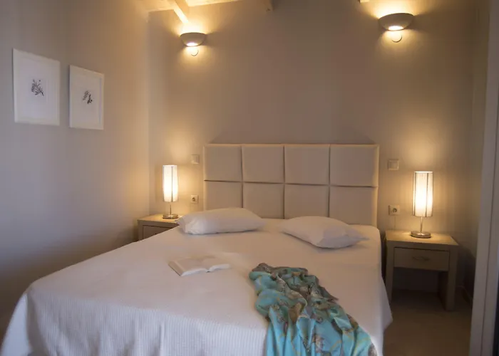 Apartahotel Theodora Nikiana