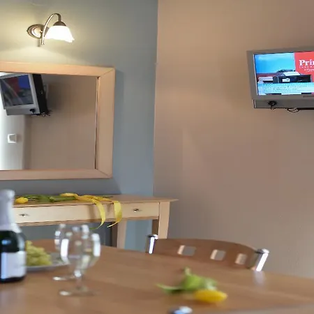 아파트호텔 Theodora 니키아나