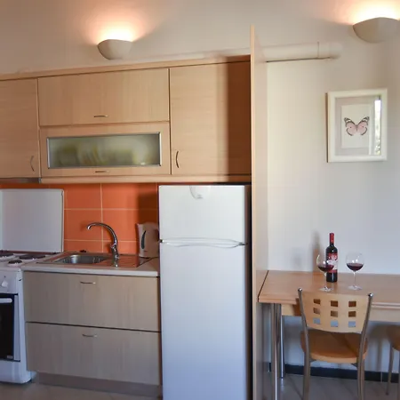 아파트호텔 Theodora 3*