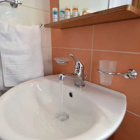 아파트호텔 Theodora 니키아나